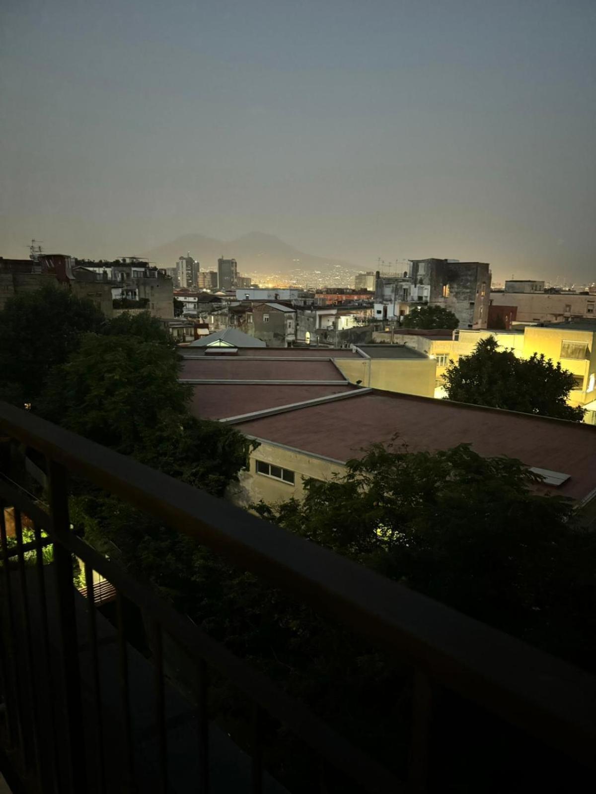 Апарт отель Terrazza Miracoli Napoli Экстерьер фото