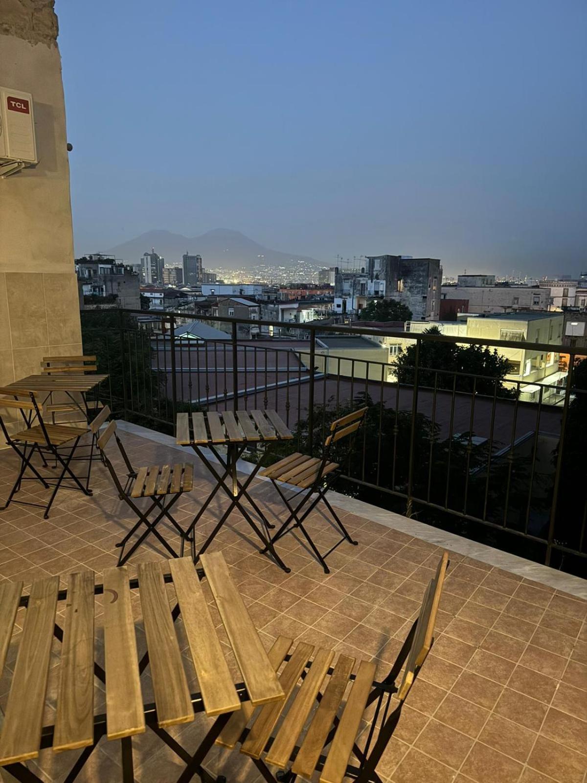 Апарт отель Terrazza Miracoli Napoli Экстерьер фото
